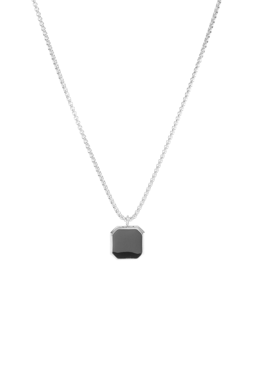 Quadratischer Anhänger mit Kette Silber